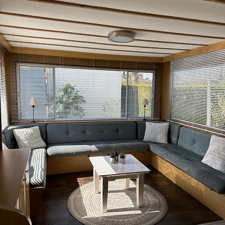Gezellige Stacaravan Met Groot, Zonnig Terras! Belt-Schutsloot Zewnętrze zdjęcie