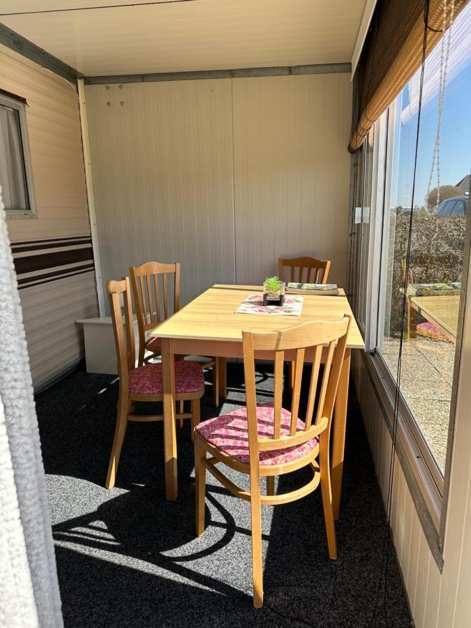 Gezellige Stacaravan Met Groot, Zonnig Terras! Belt-Schutsloot Zewnętrze zdjęcie